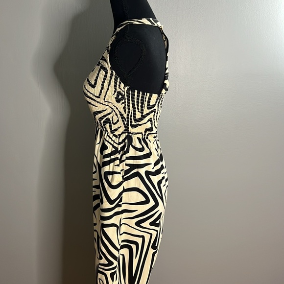 Jessica Simpson High Neck Tan and Black Print Jumpsuit - Picture 3 of 7